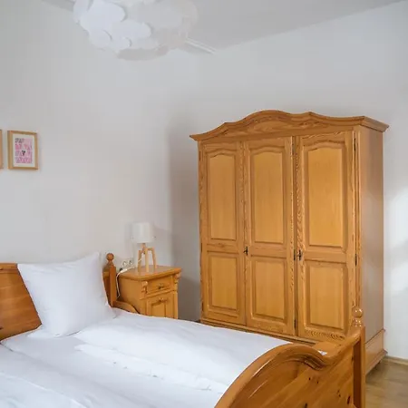 Steinasaege Vendégház 3*