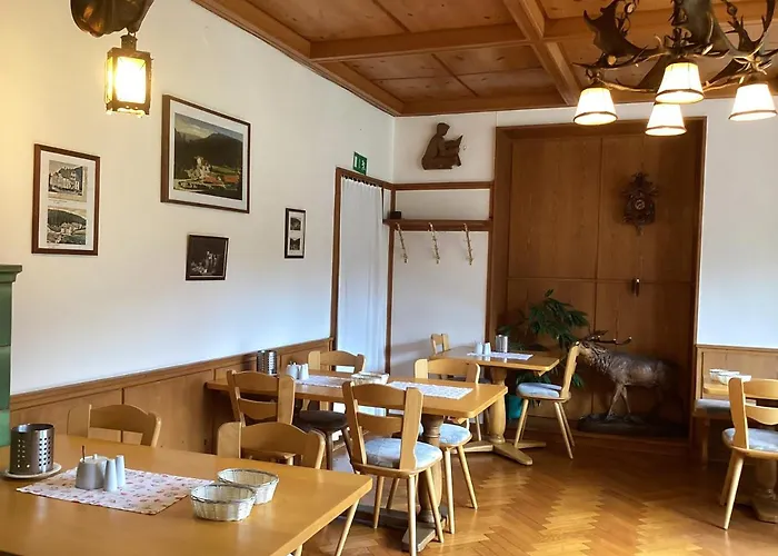 Steinasäge Pensionat 3*