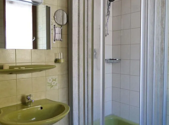 Steinasäge Pensionat 3*